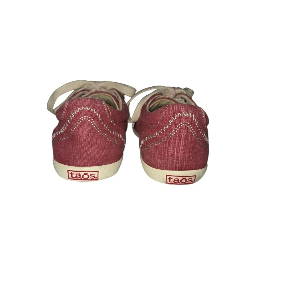 Taos Star Berry Red‎ Canvas Lace Up Sneakers Womens 7.5